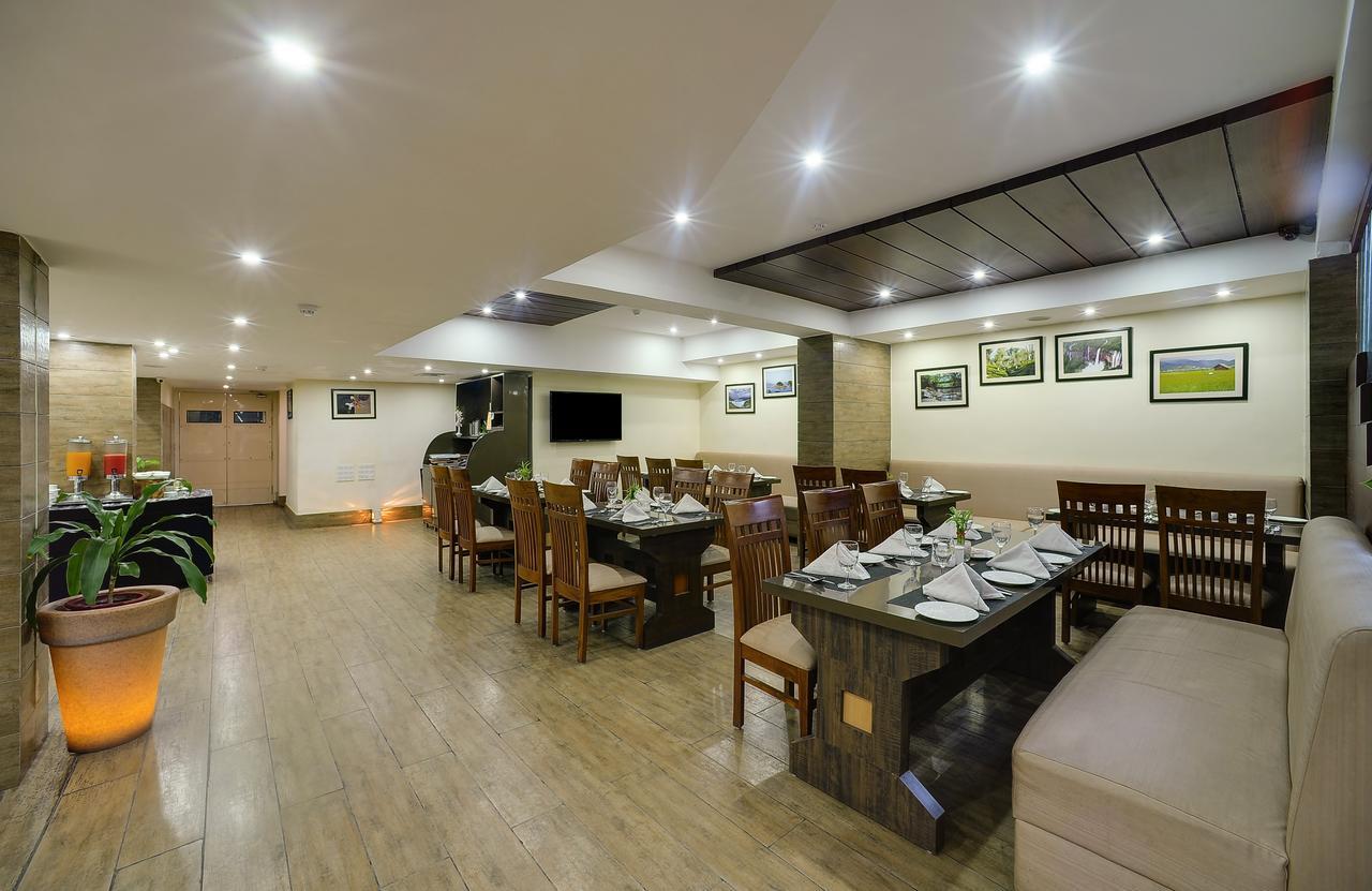 Cygnett Inn Repose Guwahati Exterior foto